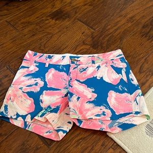Callahan pink floral lily Pulitzer size 2 5 inch